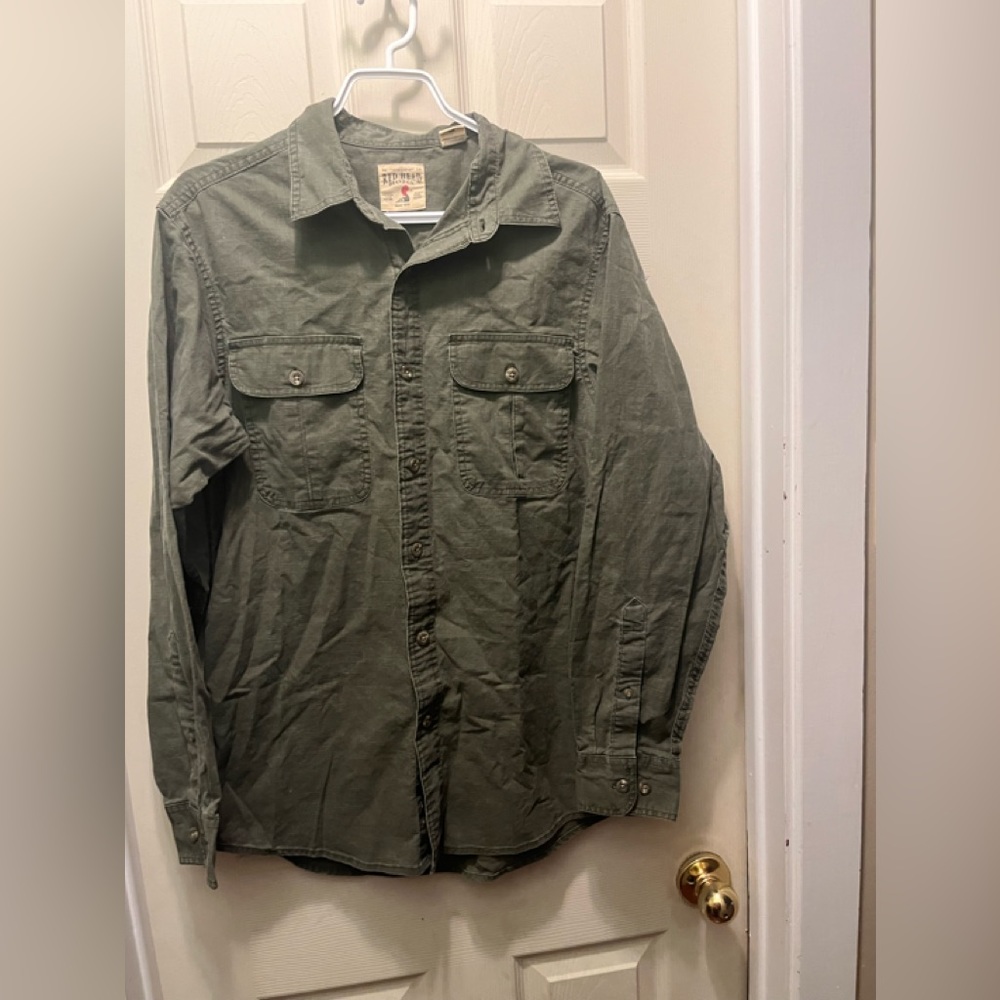 3/20$ red head men’s medium army green button up casual collar shirt